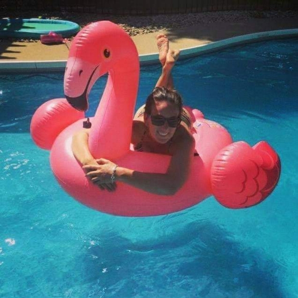 Meet your Posher, Aislen - Picture 1 of 1